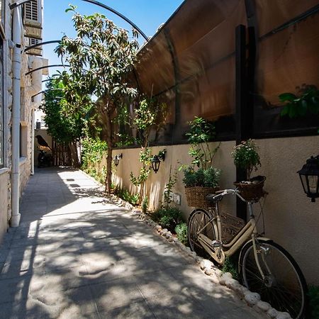 Canary Boutique Hotel Amman Exterior photo