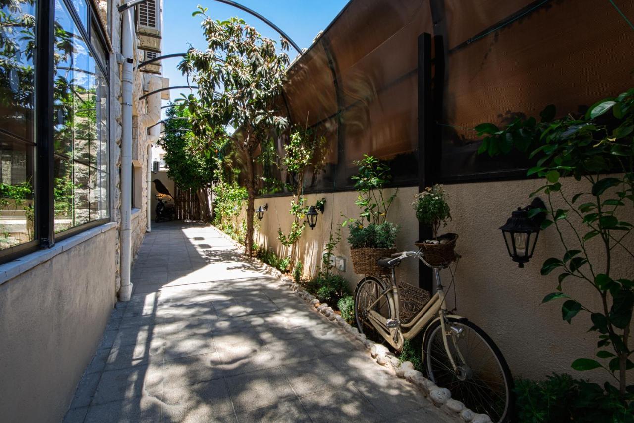 Canary Boutique Hotel Amman Exterior photo